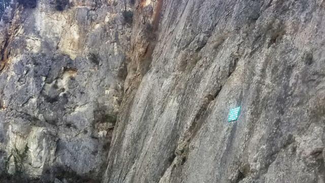 Miroir de faille dans les calcaires à rudistes du Coniacien