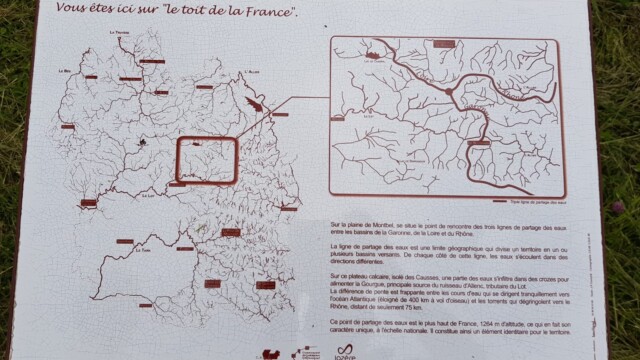 Causse de Montbel, triple ligne de partage des eaux