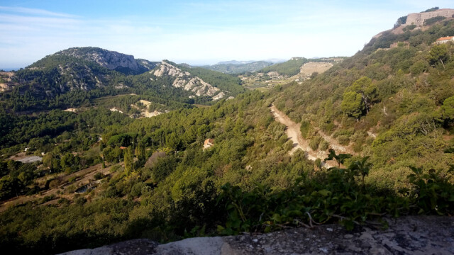 Evenos - vue vers l'ouest